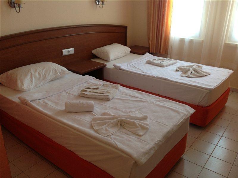 Baronessa Apart Hotel Аланя Екстериор снимка